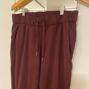 In the fly lulu pants!